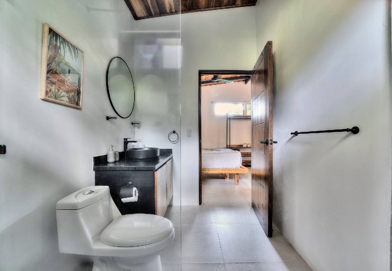 Villa in Puerto Viejo - Thyme Villa · Private Studio for Adults + Pool