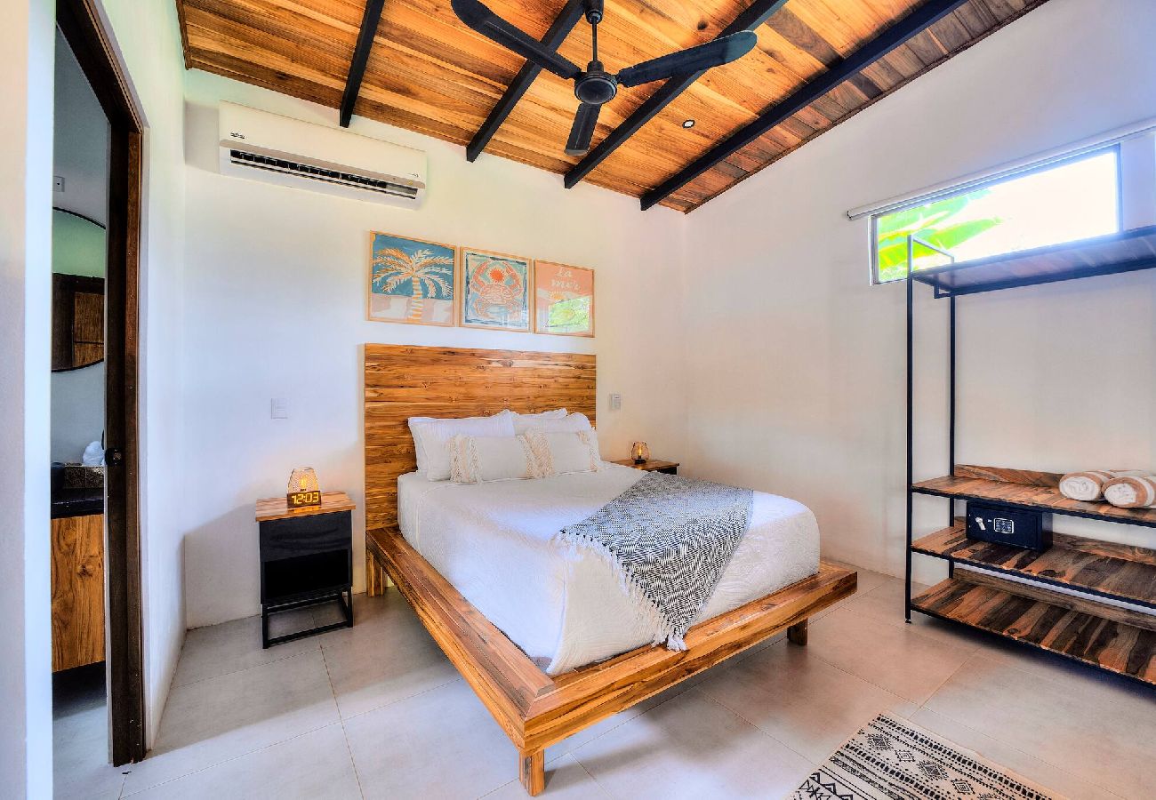 Villa in Puerto Viejo - Thyme Villa · Private Studio for Adults + Pool