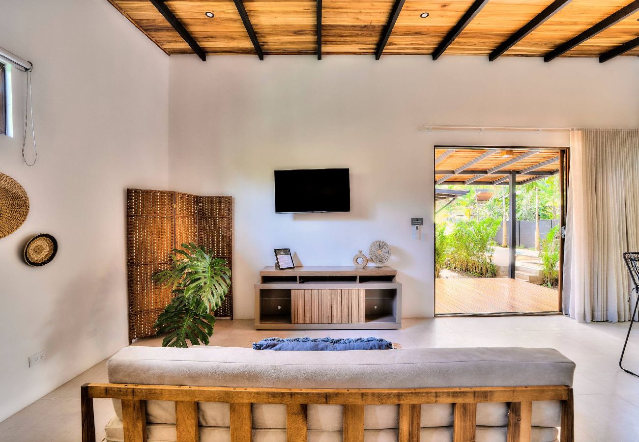 Villa in Puerto Viejo - Thyme Villa · Private Studio for Adults + Pool