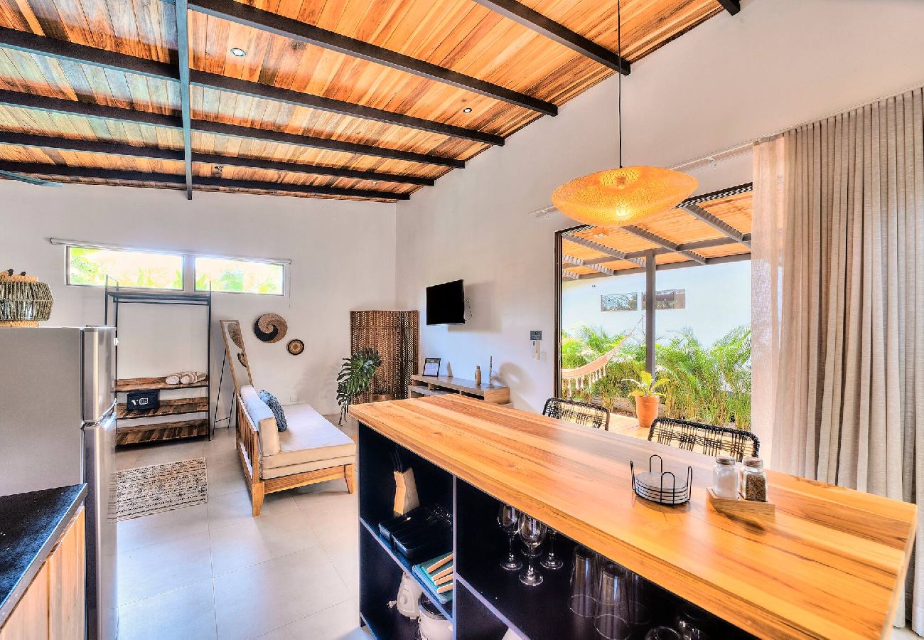 Villa in Puerto Viejo - Thyme Villa · Private Studio for Adults + Pool