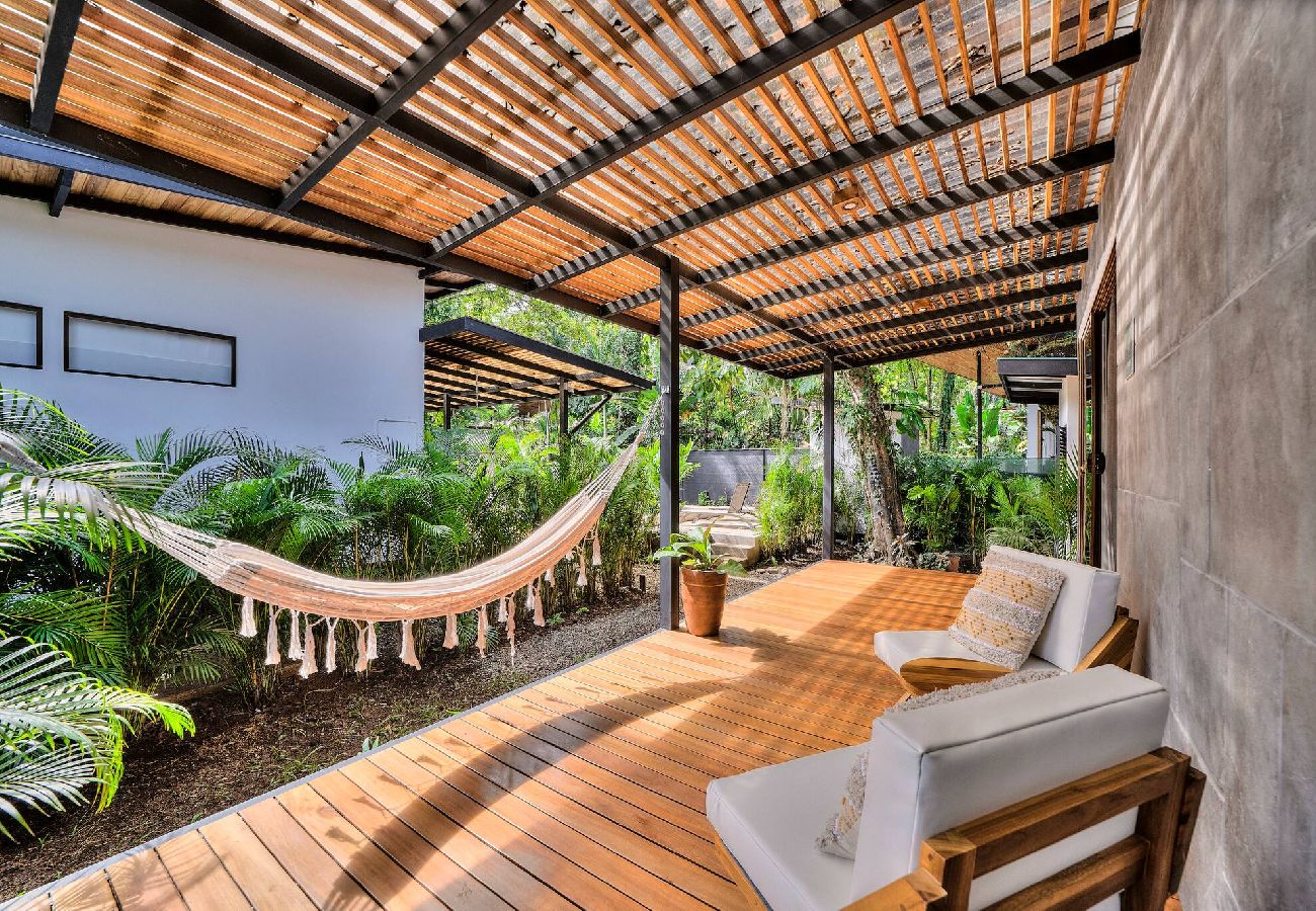 Villa in Puerto Viejo - Thyme Villa · Private Studio for Adults + Pool