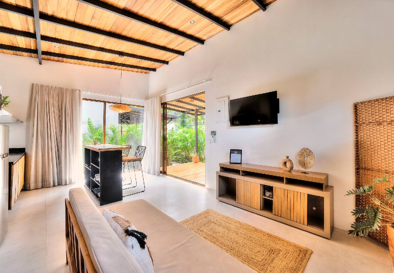 Villa in Puerto Viejo - Sage Villa · Private Studio for Adults + Pool