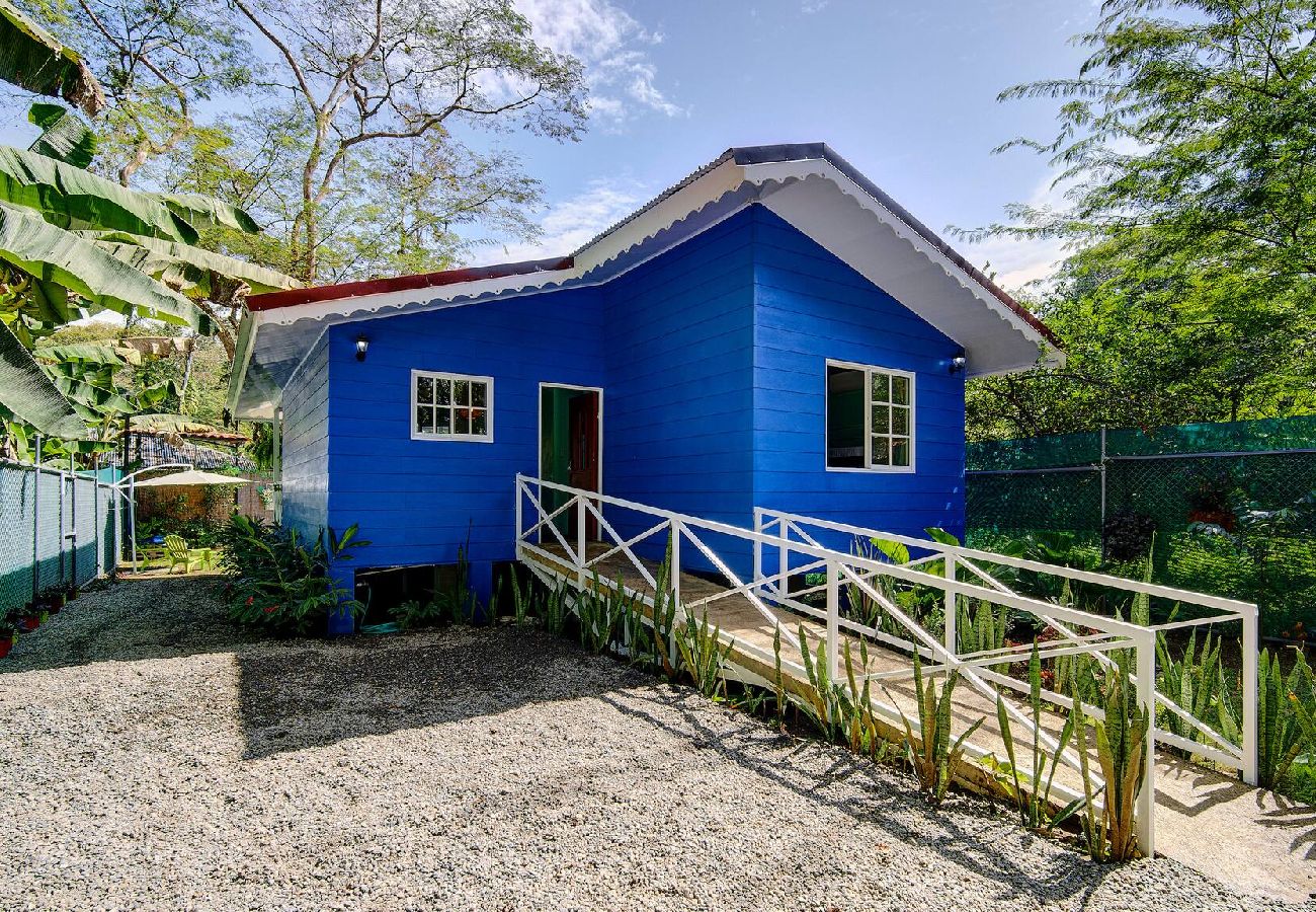 House in Puerto Viejo - Casa Caribe Azul · Pool & Caribbean Charm