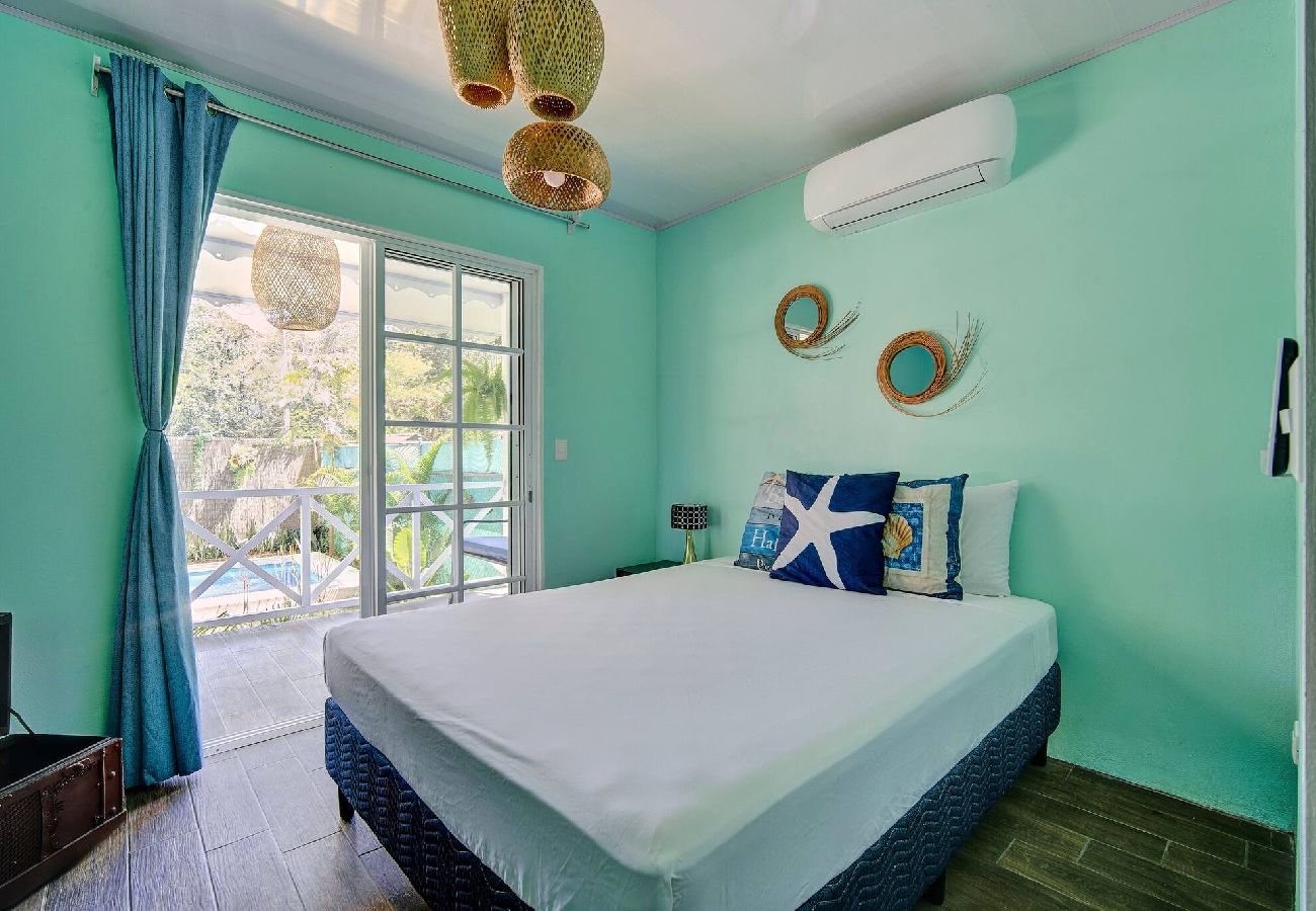 House in Puerto Viejo - Casa Caribe Azul · Pool & Caribbean Charm