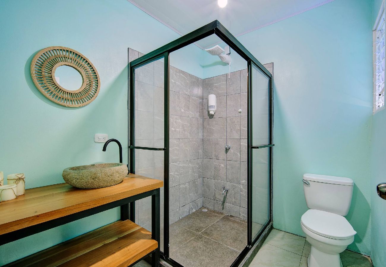 House in Puerto Viejo - Casa Caribe Azul · Pool & Caribbean Charm