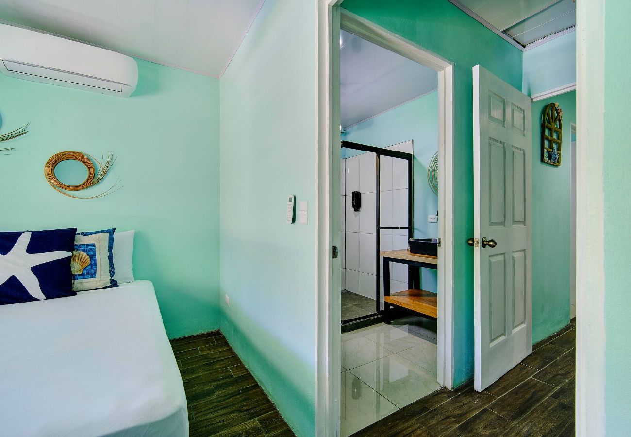 House in Puerto Viejo - Casa Caribe Azul · Pool & Caribbean Charm
