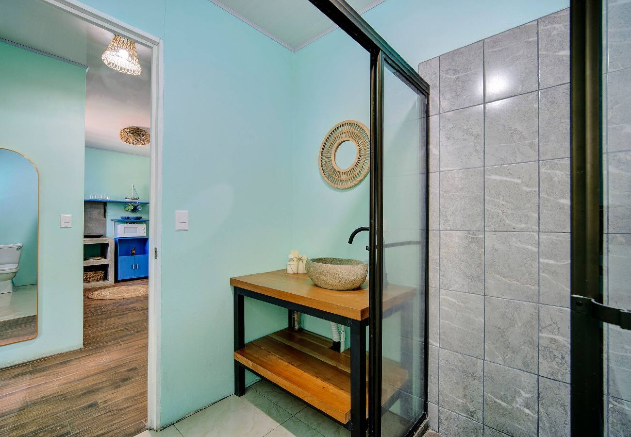 House in Puerto Viejo - Casa Caribe Azul · Pool & Caribbean Charm