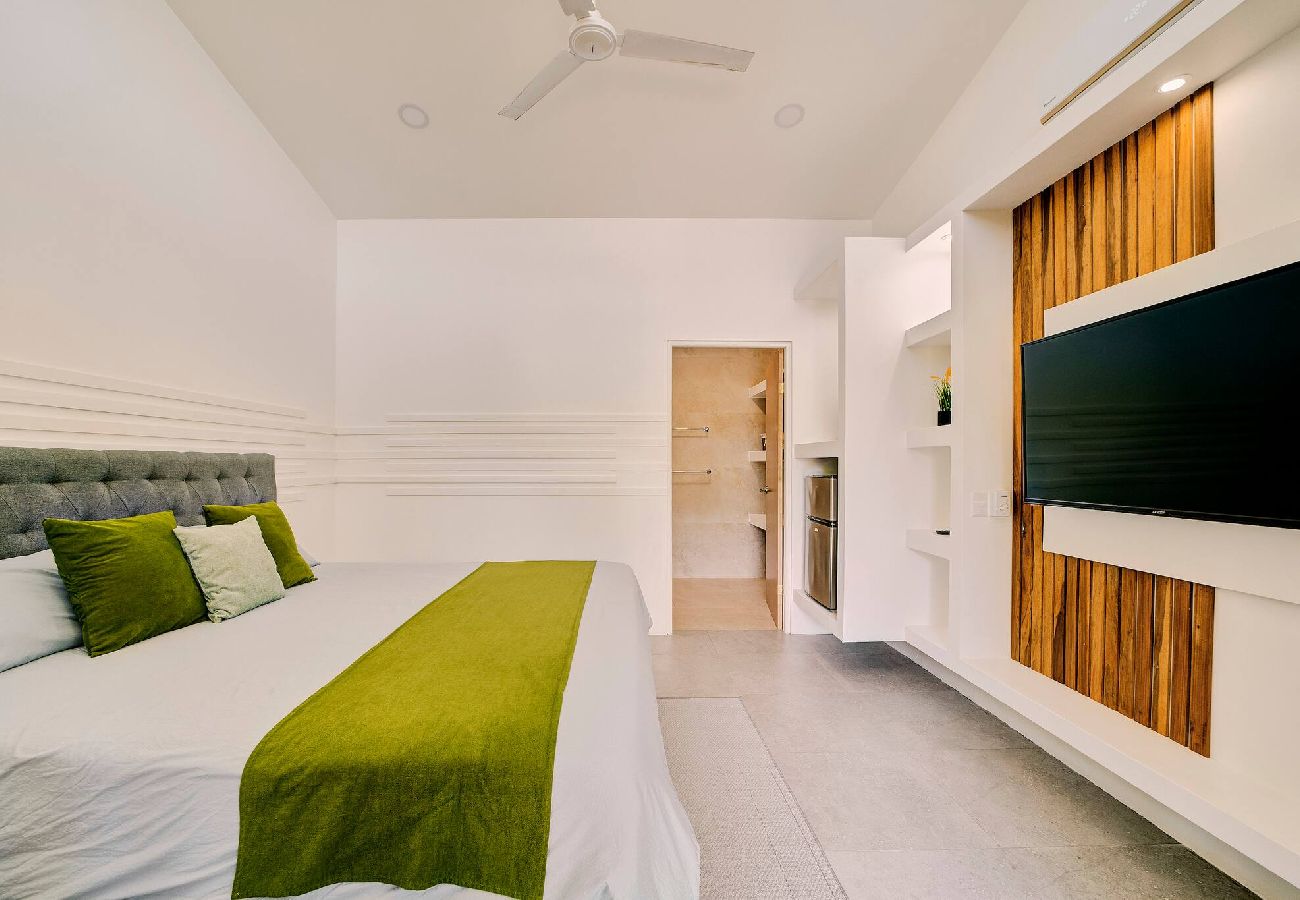 Apartment in Puerto Viejo - Suite Gaviota 4 | Centric w/AC & king-size bed 
