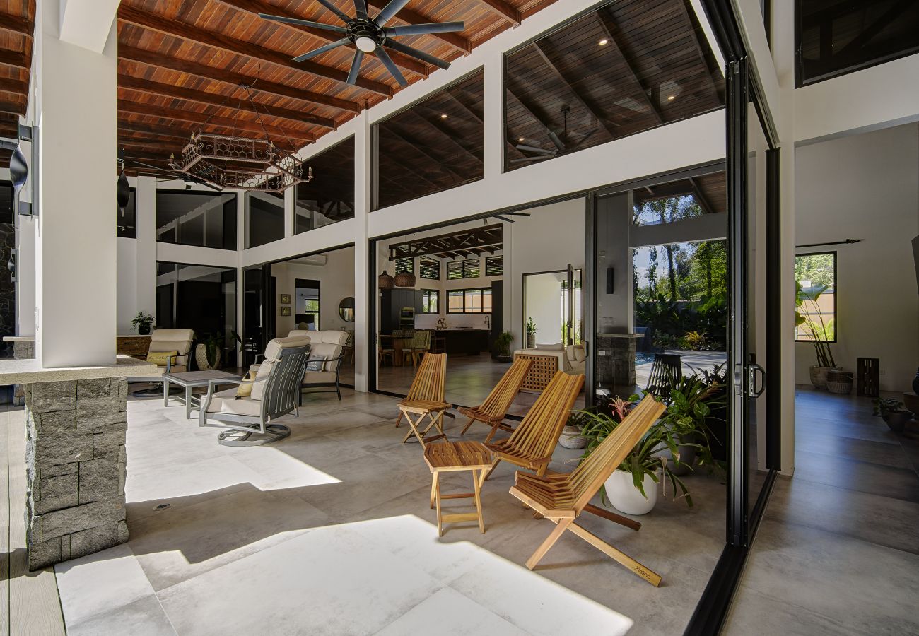 House in Playa Chiquita - Casa Chela | Breathtaking oasis - 4BR w/AC & Pool
