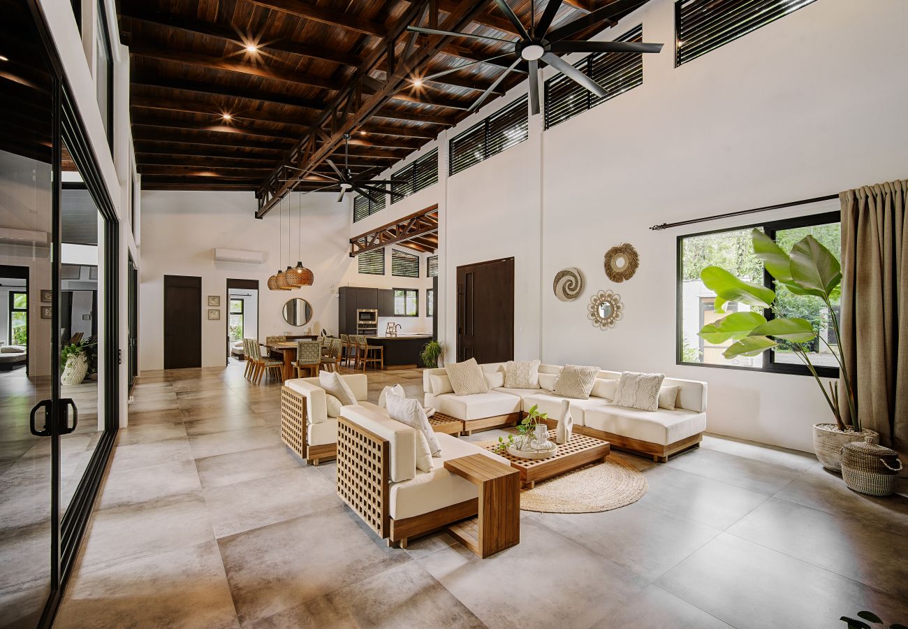 House in Playa Chiquita - Casa Chela | Breathtaking oasis - 4BR w/AC & Pool