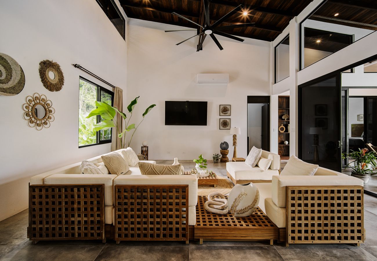House in Playa Chiquita - Casa Chela | Breathtaking oasis - 4BR w/AC & Pool