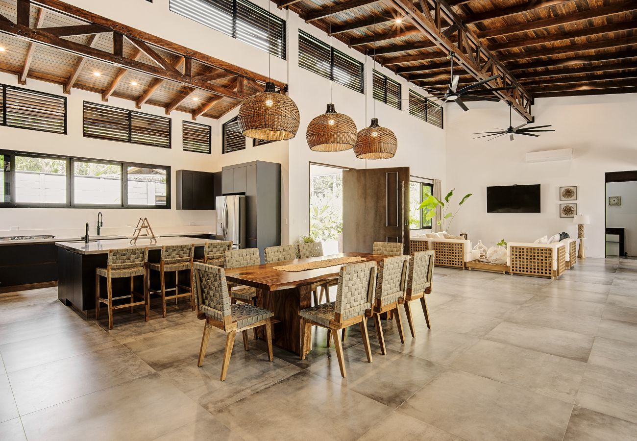 House in Playa Chiquita - Casa Chela | Breathtaking oasis - 4BR w/AC & Pool