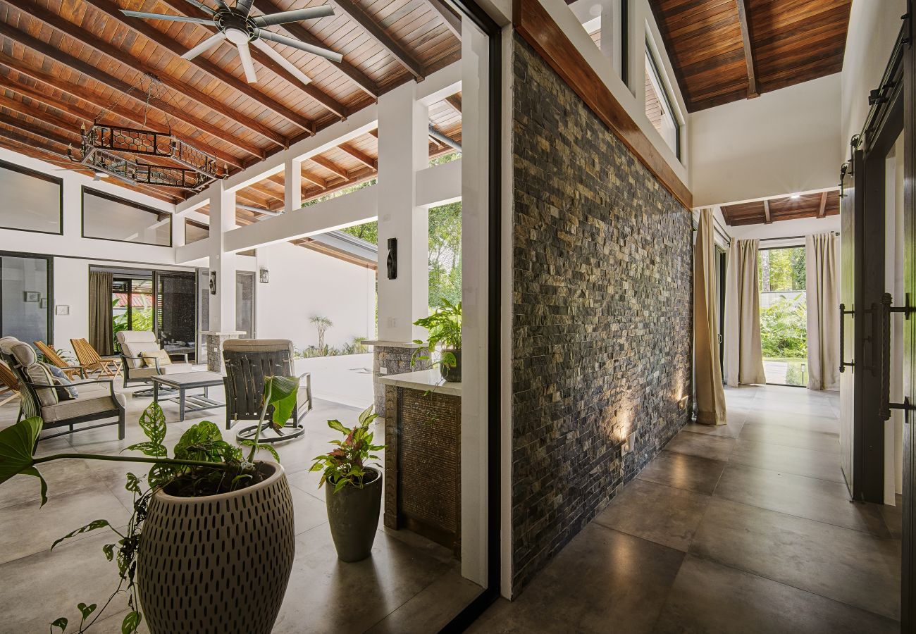House in Playa Chiquita - Casa Chela | Breathtaking oasis - 4BR w/AC & Pool