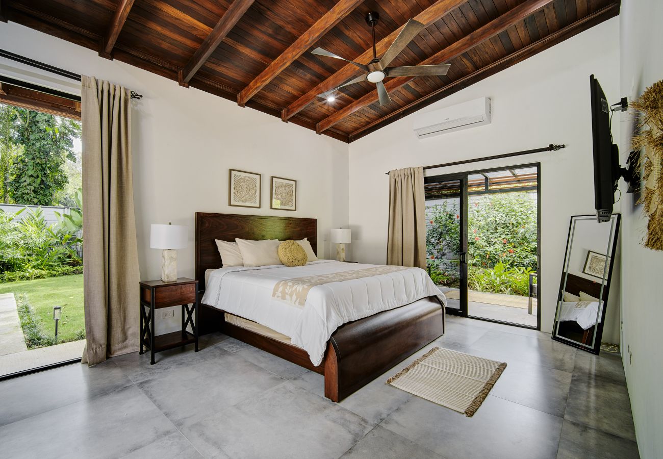 House in Playa Chiquita - Casa Chela | Breathtaking oasis - 4BR w/AC & Pool