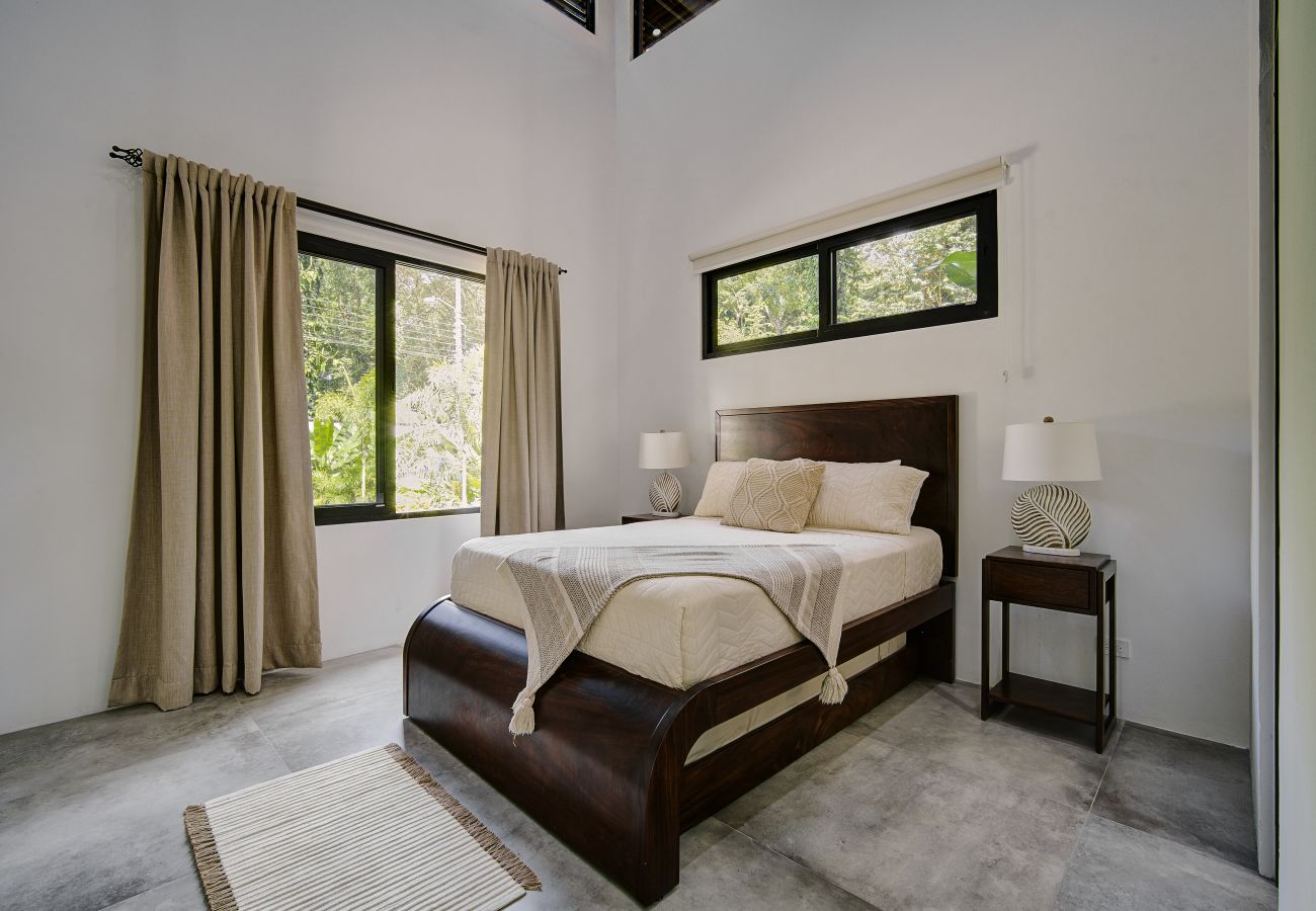 House in Playa Chiquita - Casa Chela | Breathtaking oasis - 4BR w/AC & Pool
