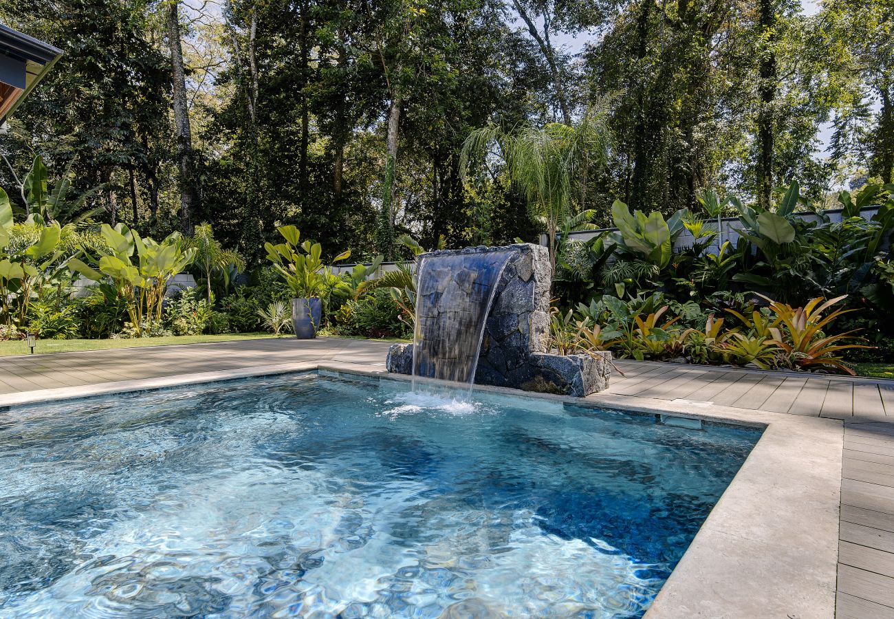 House in Playa Chiquita - Casa Chela | Breathtaking oasis - 4BR w/AC & Pool