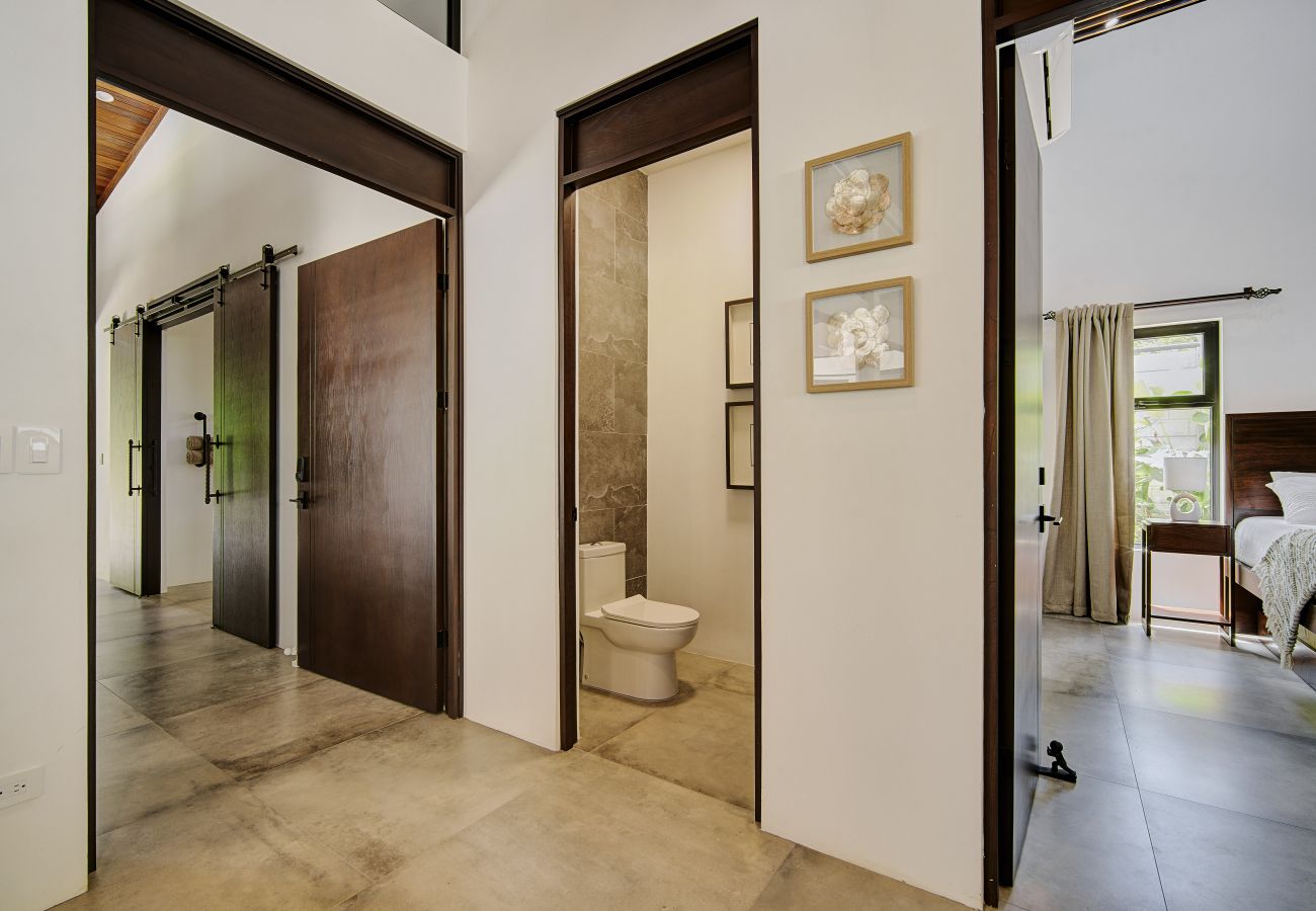 House in Playa Chiquita - Casa Chela | Breathtaking oasis - 4BR w/AC & Pool