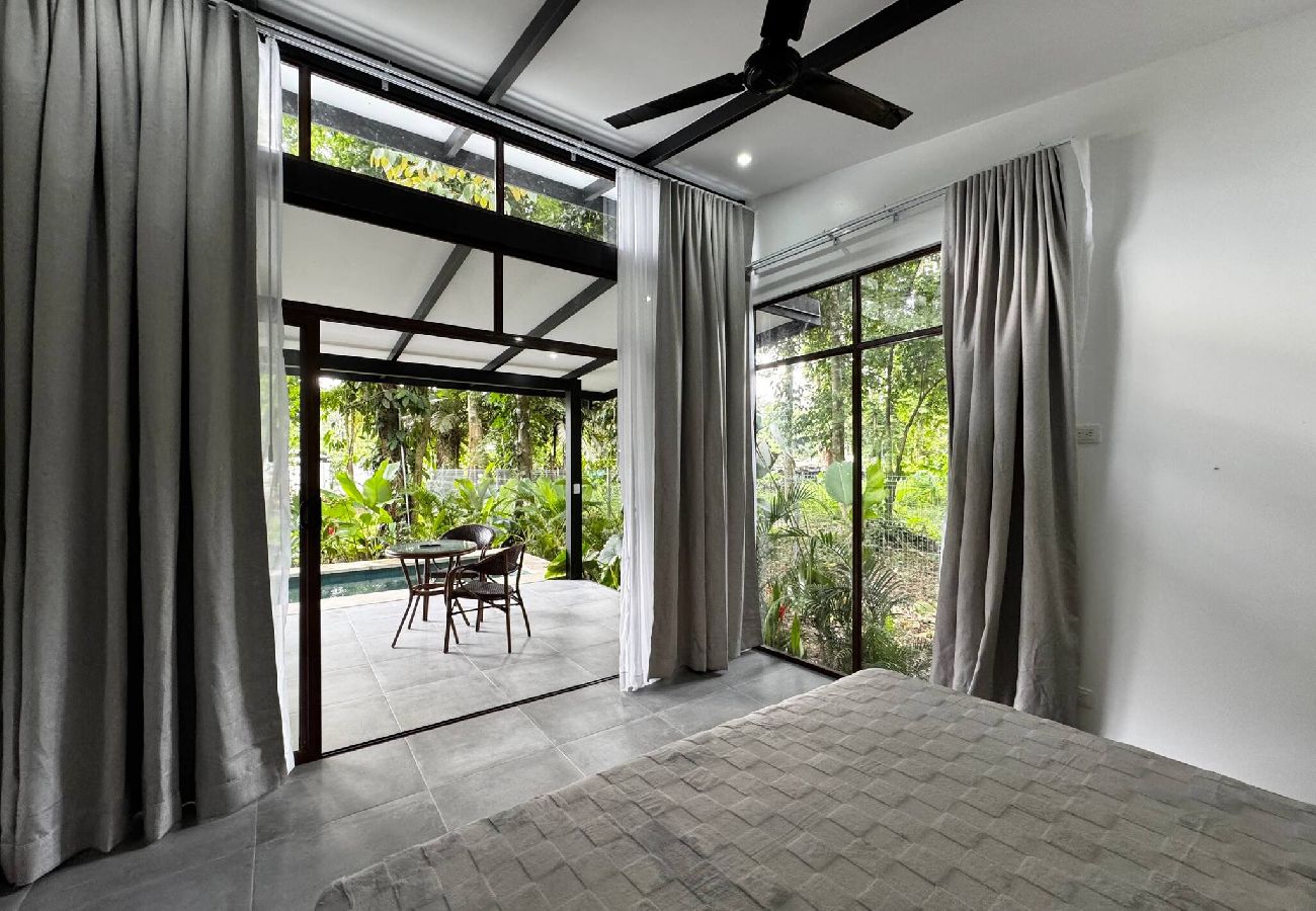 House in Puerto Viejo - Sharka House - Brand new gorgeous 2BR w/pool & AC 