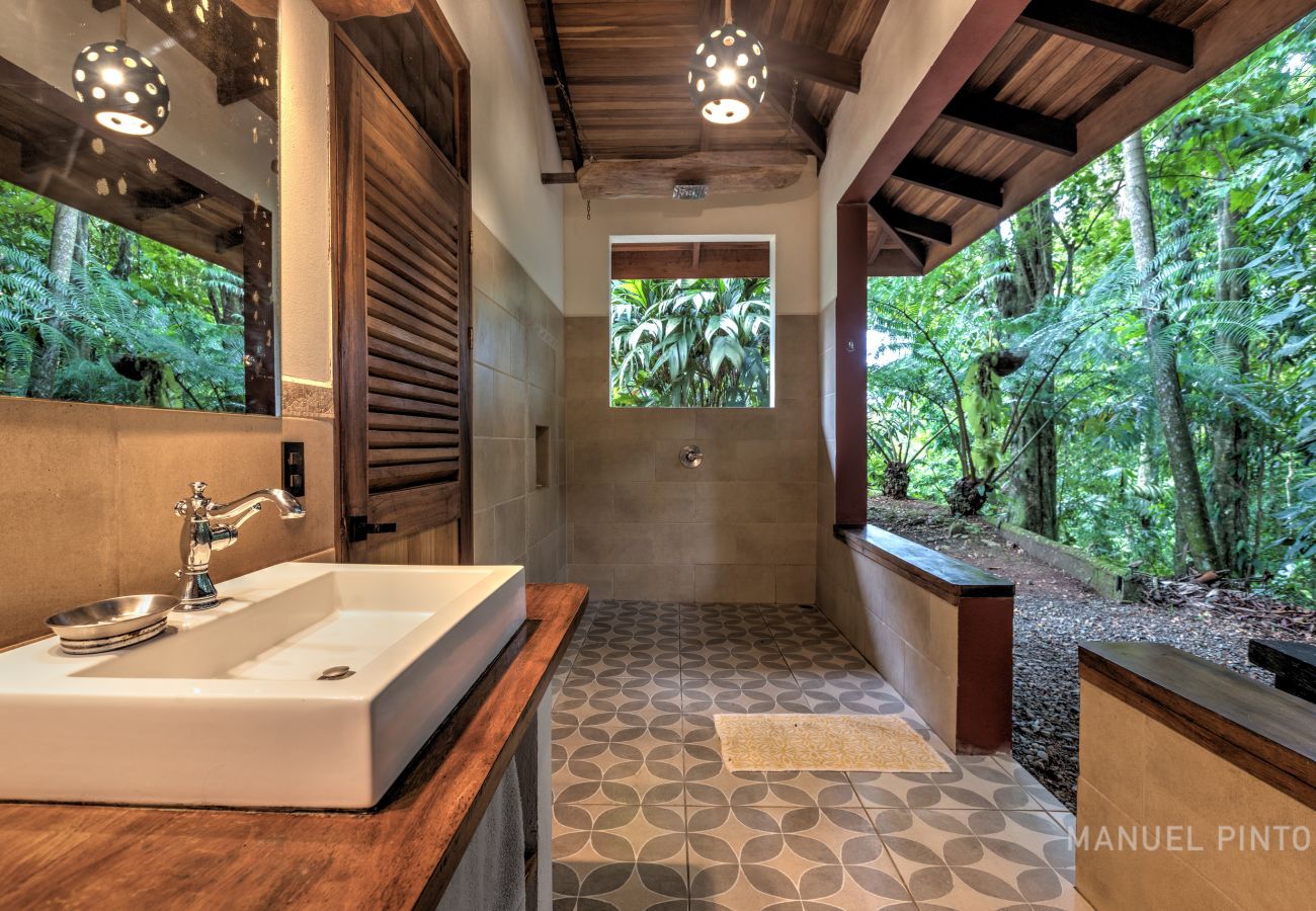 Villa in Punta Uva - Big Tree Wildlife Refuge • Private Oasis