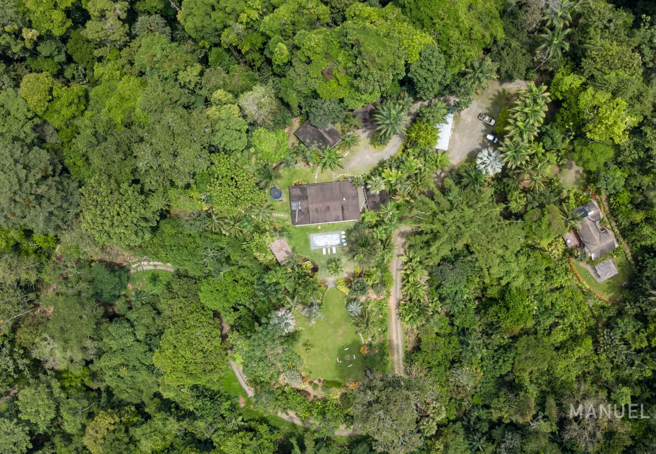 Villa in Punta Uva - Big Tree Wildlife Refuge • Private Oasis