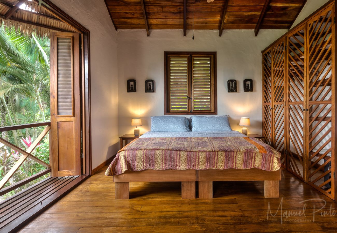 Villa in Punta Uva - Big Tree Wildlife Refuge • Private Oasis