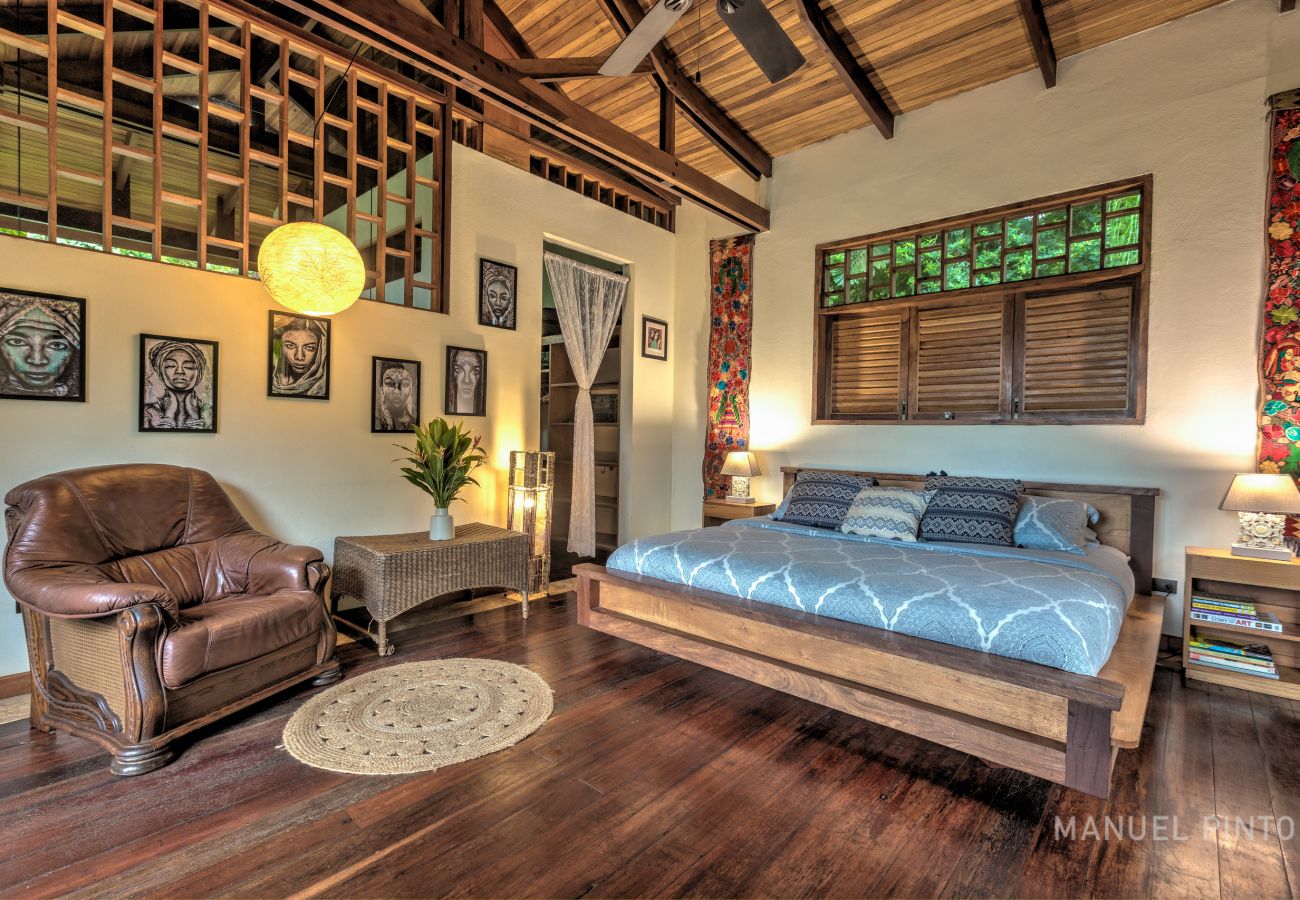 Villa in Punta Uva - Villa Macaw Pool House | Big Tree Refuge