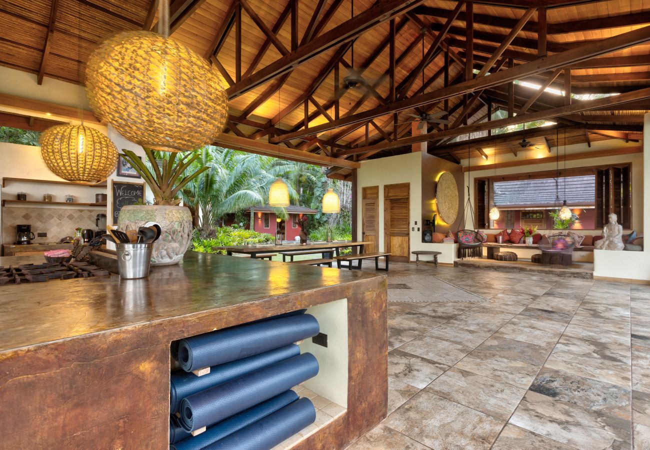 Villa in Punta Uva - Villa Macaw Pool House | Big Tree Refuge