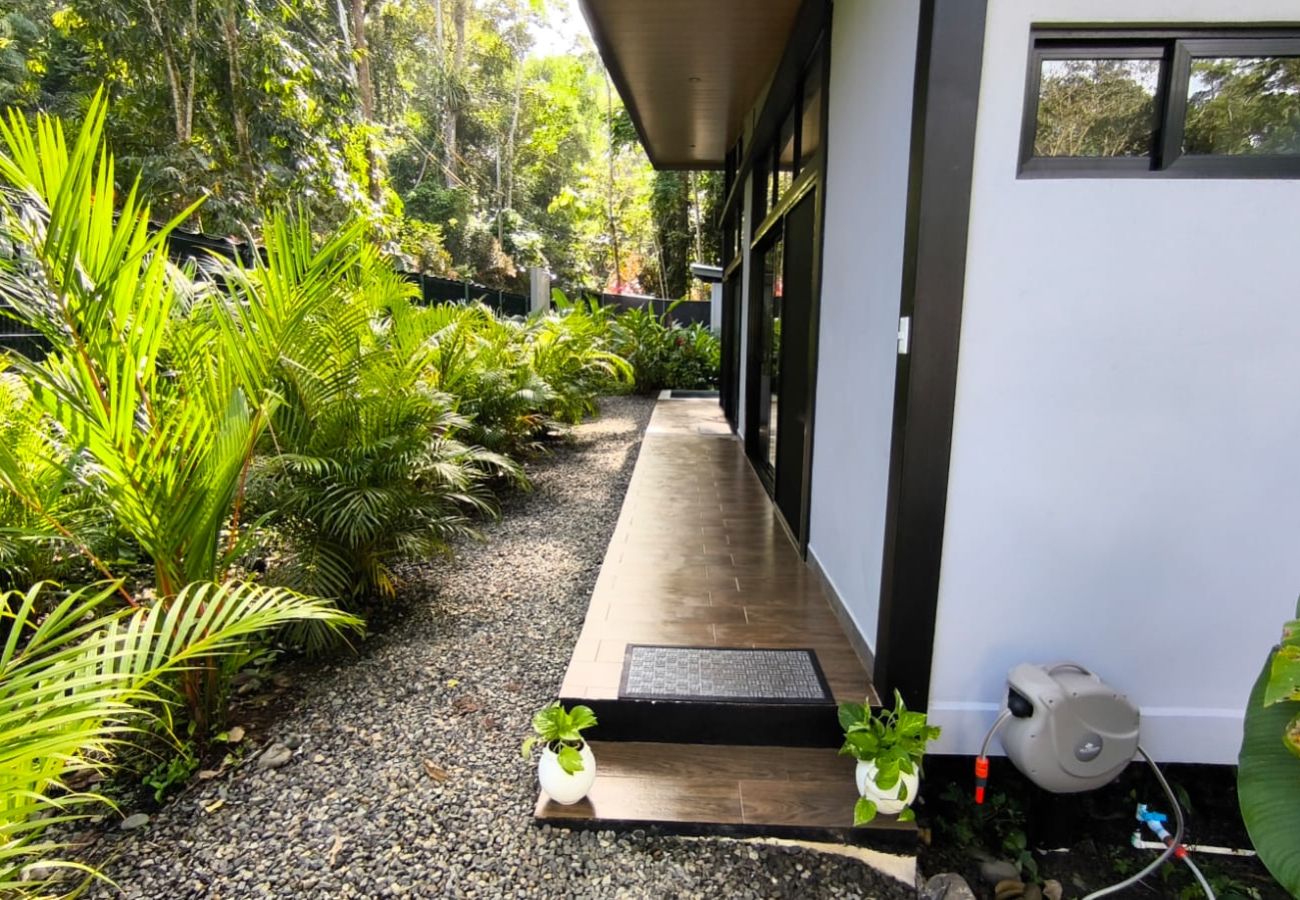 Villa in Cocles - Terra Nostra Garden Suite | Perfect for couples