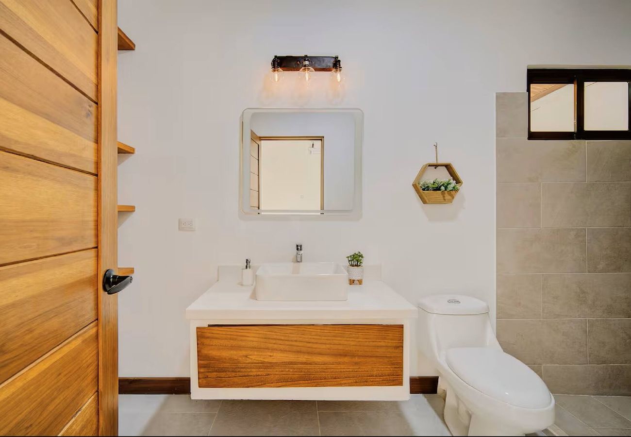 House in Puerto Viejo - UPA House | 3BR - A/C, Pool & Close to beaches 