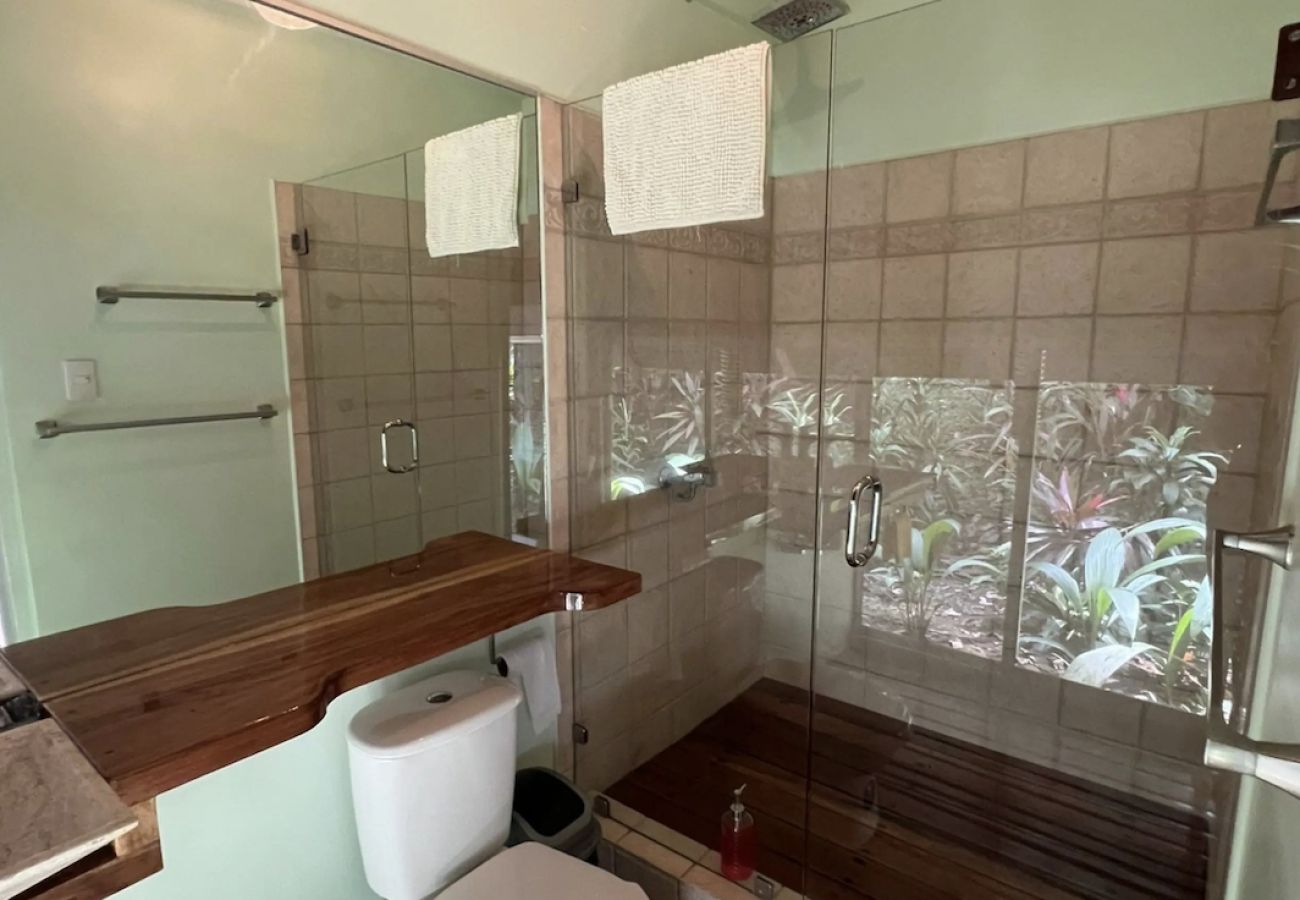 Villa in Cocles - Colibrí Secluded Villa w/pool in Cocles
