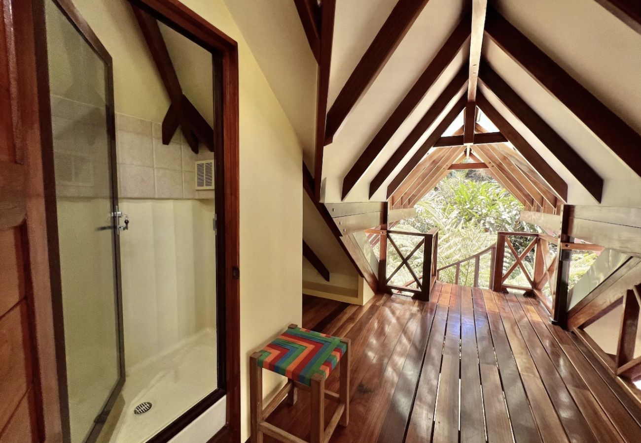 Villa in Cocles - Colibrí Secluded Villa w/pool in Cocles
