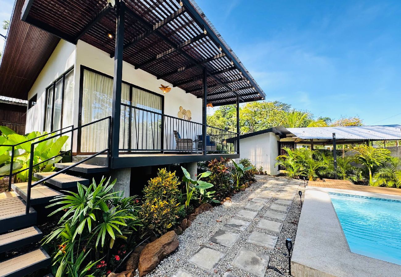 Apartment in Playa Negra - New! Casa Nalu | Steps from the sea w/pool & AC 