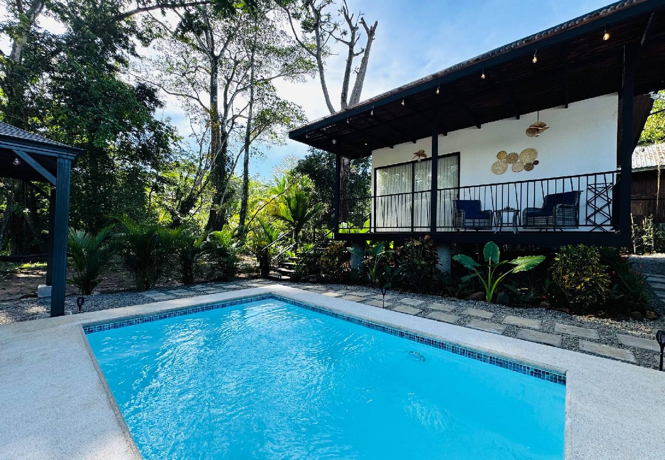 Apartment in Playa Negra - New! Casa Nalu | Steps from the sea w/pool & AC 