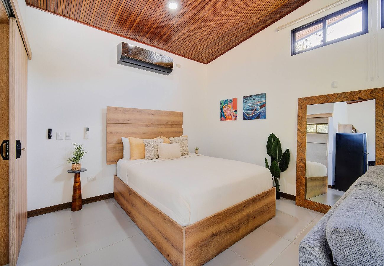 Apartment in Playa Negra - New! Casa Nalu | Steps from the sea w/pool & AC 