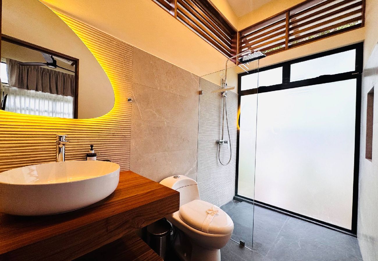 Apartment in Playa Negra - Maare Negra - Sombra | Private Pool Suite (+18) 